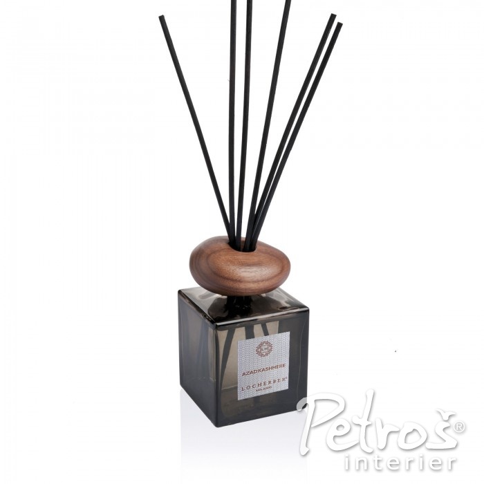 VÍČKO VE TVARU OBLÁZKU ve variantě dřevo.